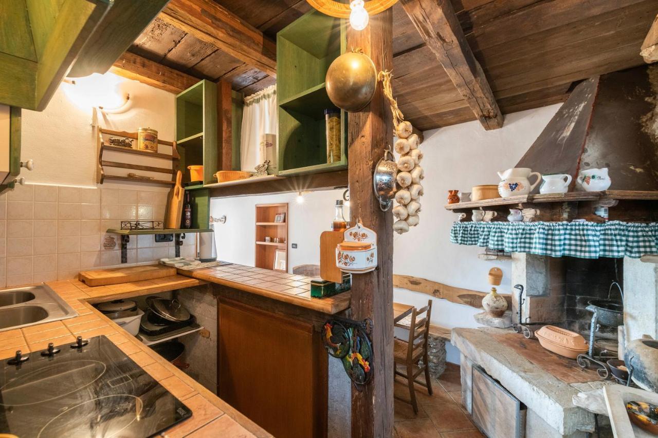 Villa Margerita With Private Pool, Yard And Parking Kaštelir Екстериор снимка