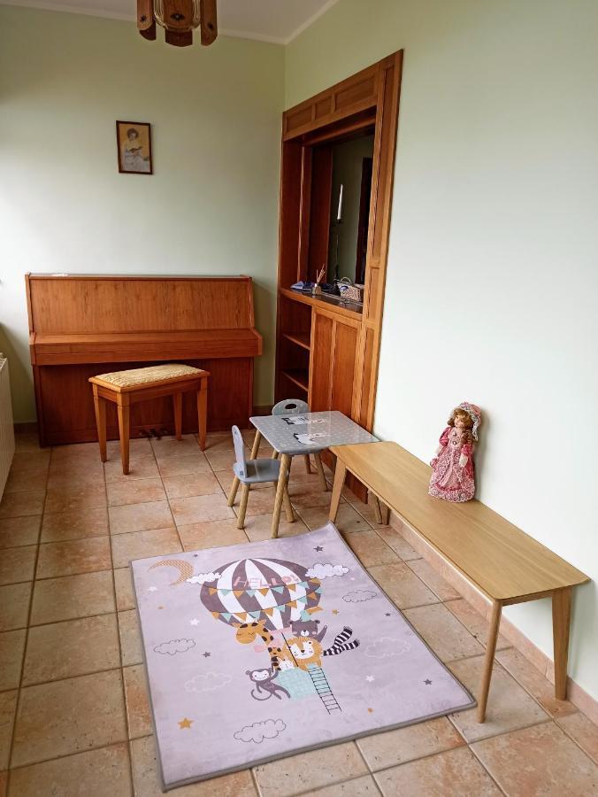 Villa Margerita With Private Pool, Yard And Parking Kaštelir Екстериор снимка